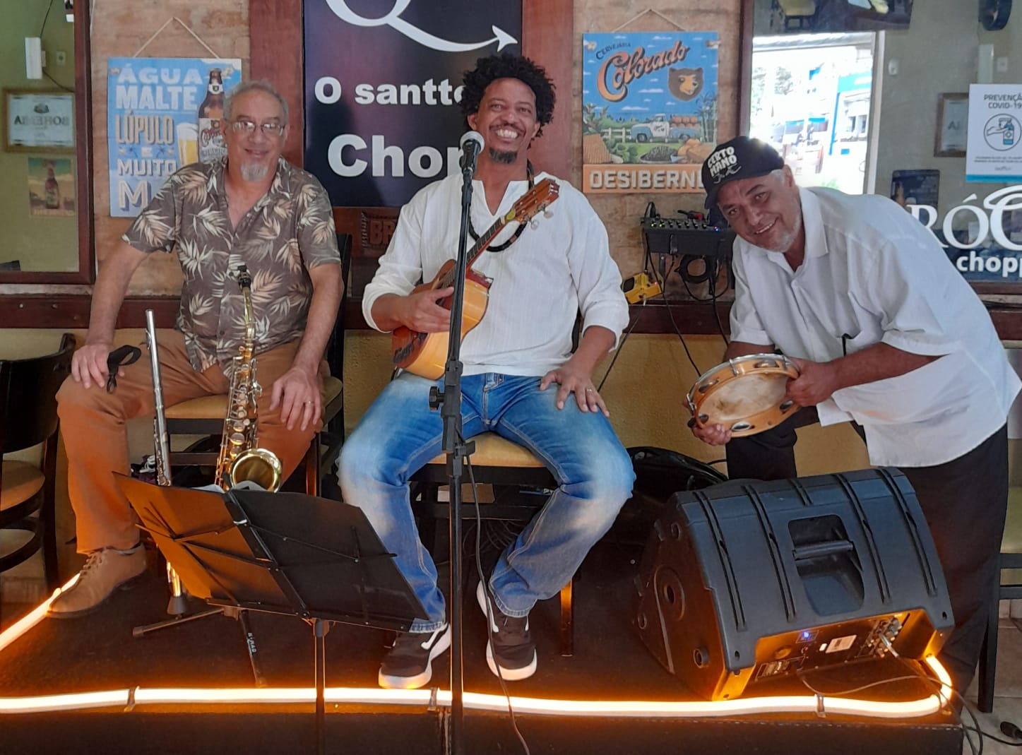 SAMBA DE VELHA GUARDA NO BARBIRÔ